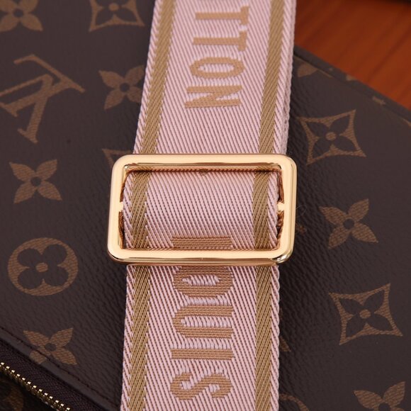 ❤️Louis Vuitton Monogram Pochette Accessories ❤️ - Picture 6 of 9